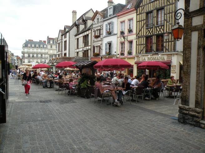 terrasses de cafés et restaurants